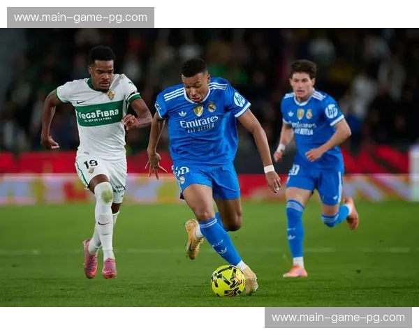 埃尔切2-2战平西班牙人 拉法米尔点射绝平展现韧性